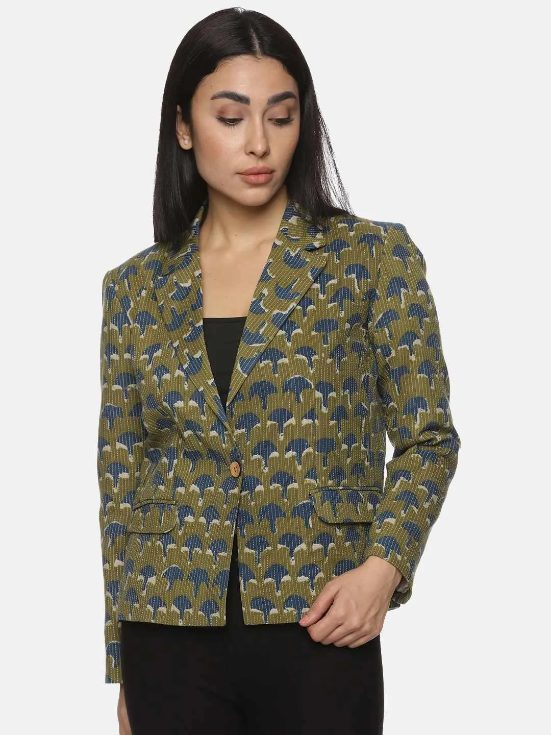 Green Kanta Print Blazer: Casual Elegance with Artisanal Flair