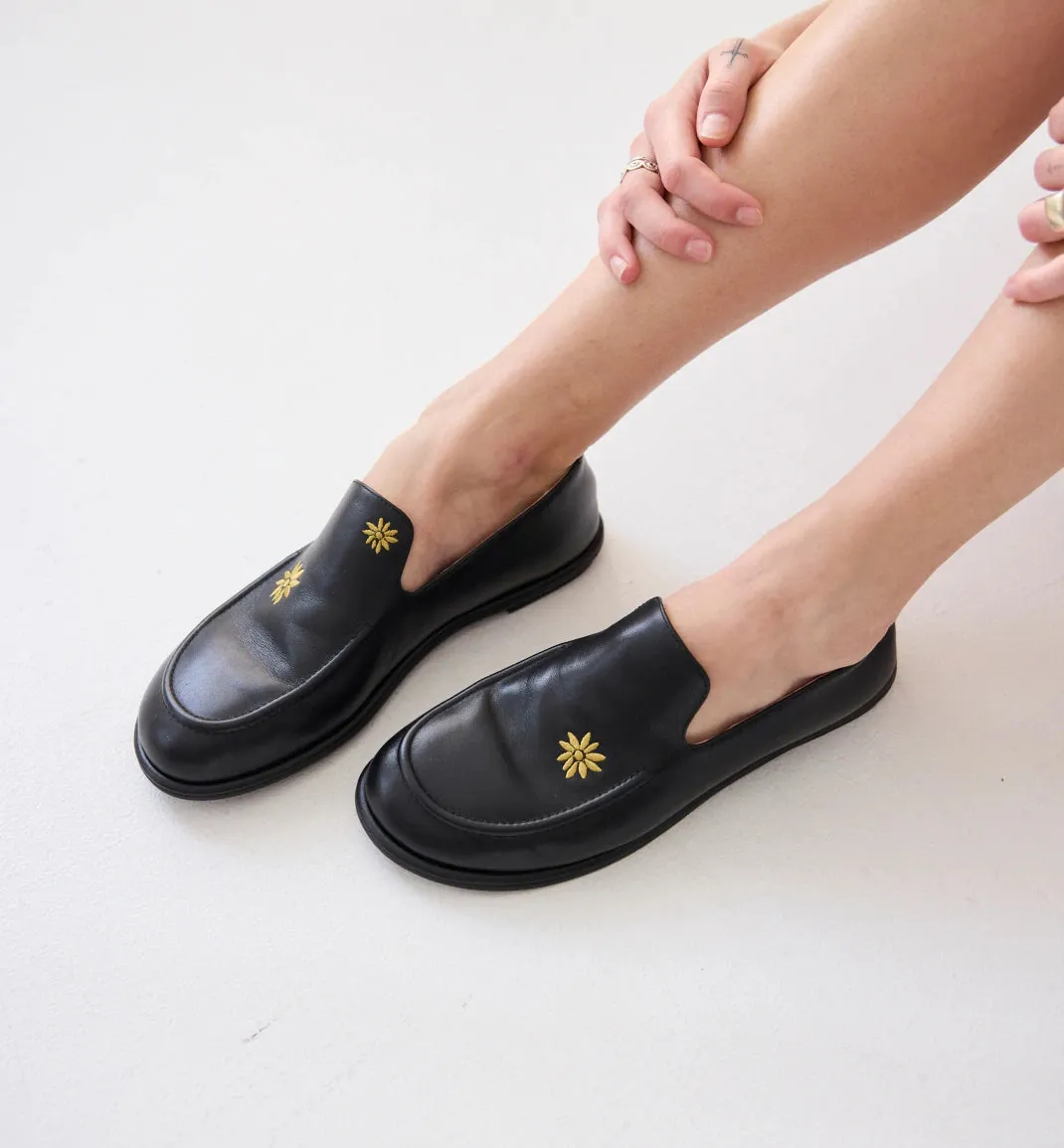 Meriem Hotel Leather Loafer | Black