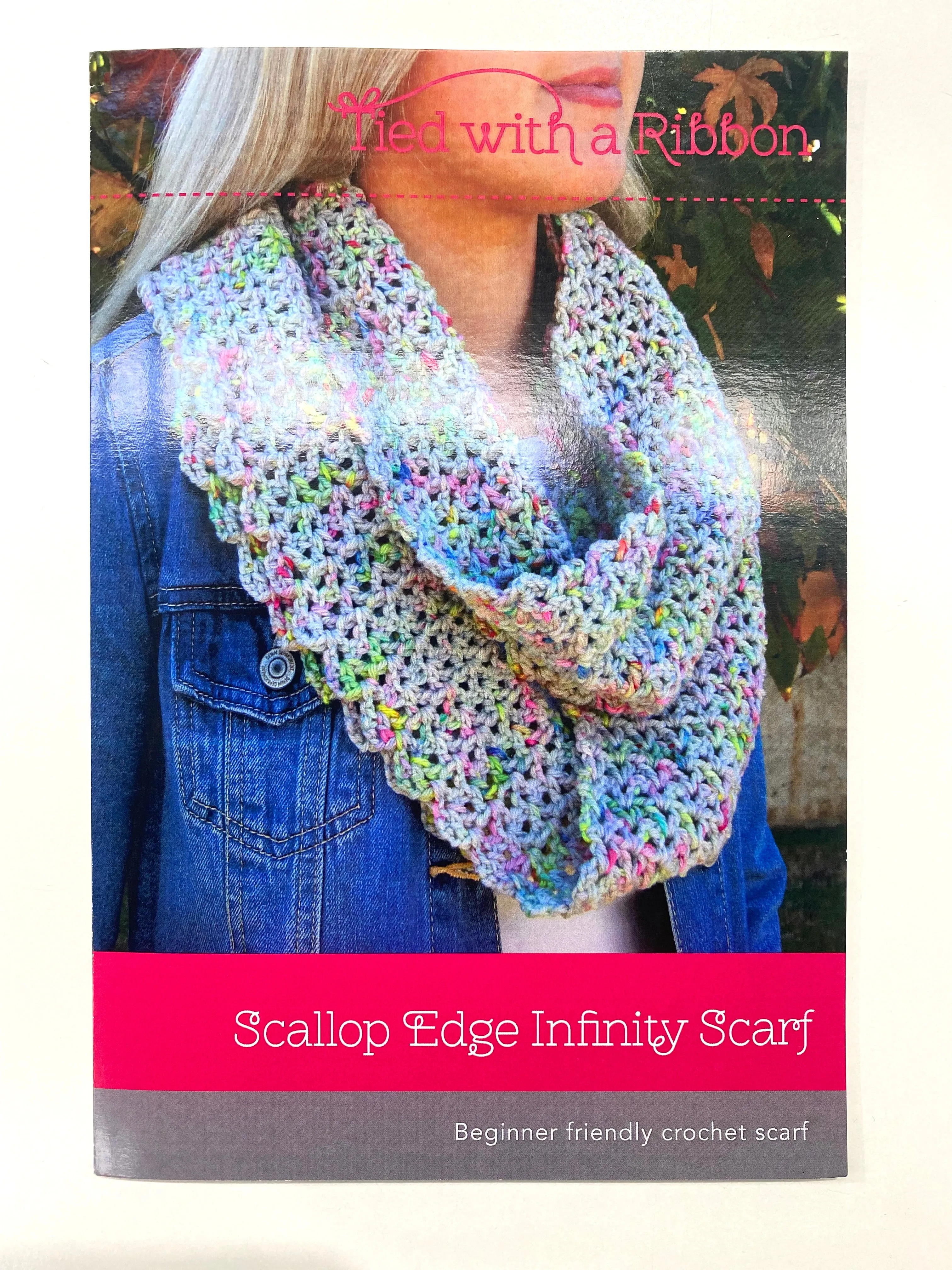 Scallop Edge Infinity Scarf Pattern - Tied with a Ribbon