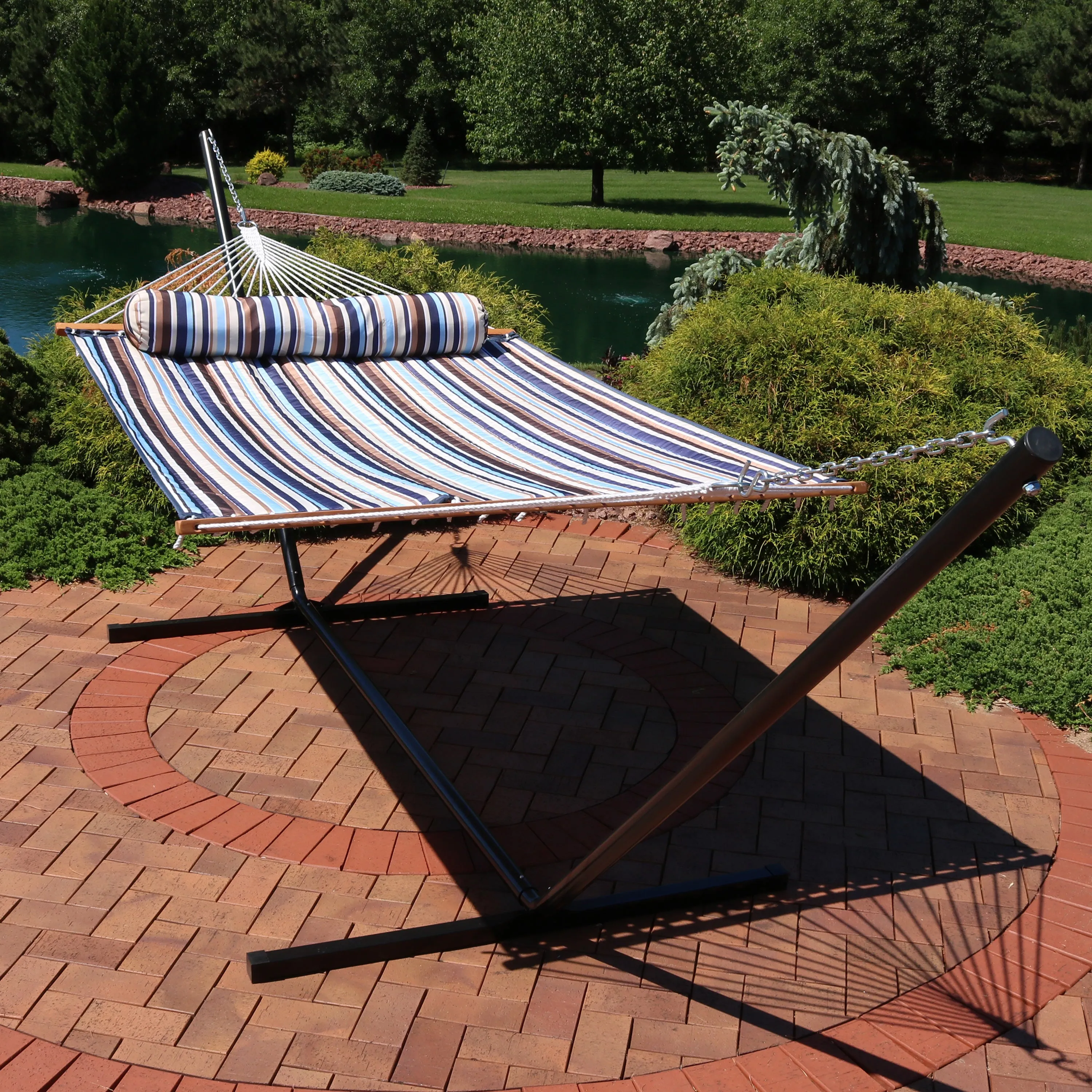 Sunnydaze 2-Person Freestanding Quilted Fabric Hammock with Stand